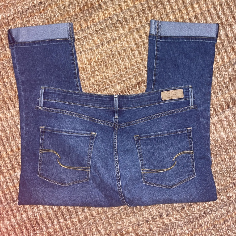 Levi's Signature Womens Dark Blue Capri Jeans Size 32/14 - Picture 2 of 5